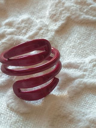 Bonito anillo de bisutería