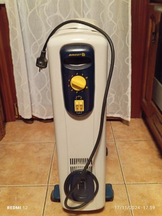 Radiador eléctrico Markesit.