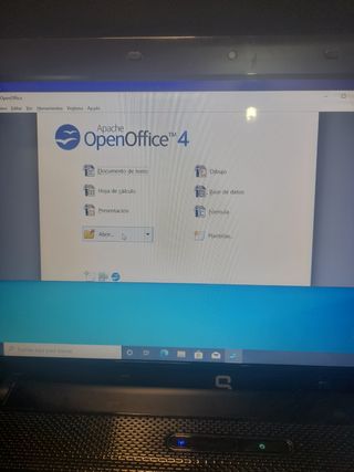 Vendo un laptop Compaq610 con Windows 10