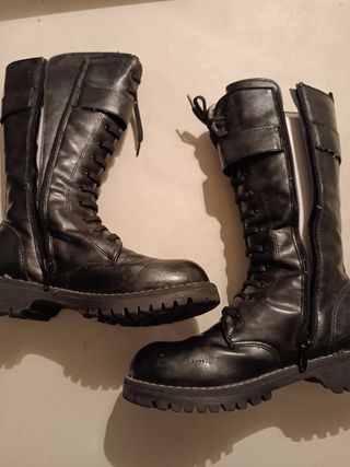 Stivali neri misura 35