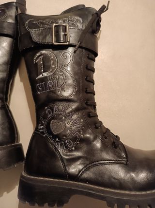 Stivali neri misura 35