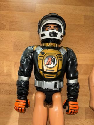 Lote dos muñecos Action Man 1992 y 1999