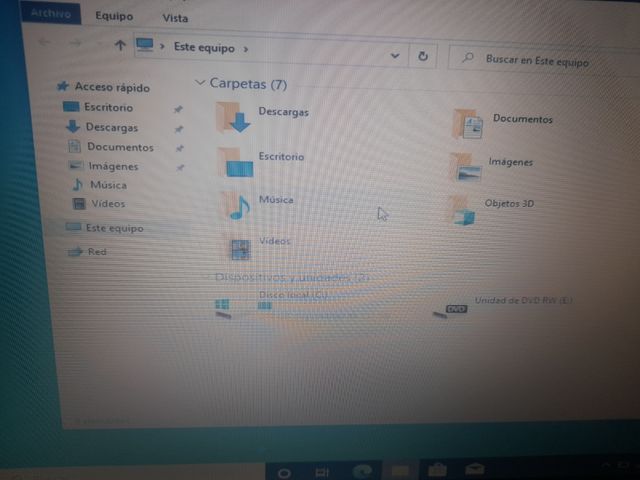 Vendo laptop hp 530 con windows 10 pro