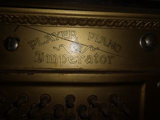 Piano de pared