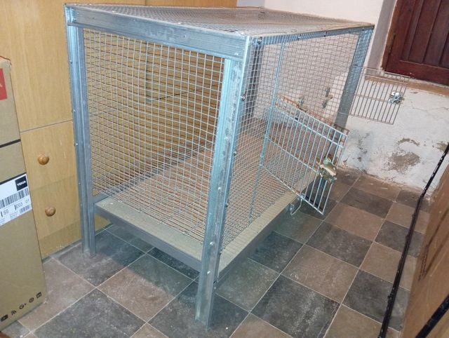 Jaula metálica nueva a estrenar