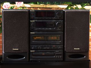 2 Altavoces de tres vías marca Panasonic