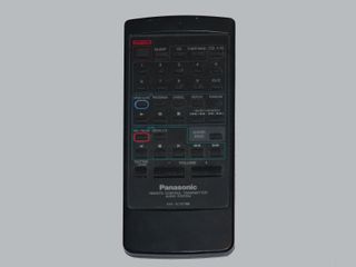 2 Altavoces de tres vías marca Panasonic