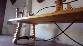 Mesa de madera maciza de pino
