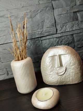 Soprammobili statua vaso viso nordic