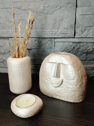 Soprammobili statua vaso viso nordic