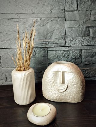 Soprammobili statua vaso viso nordic