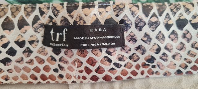 Minifalda pantalon de piel Zara