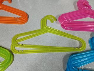 Perchas Ikea niños