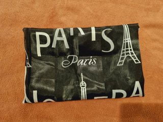 Foulard quadrato con scritte Paris France