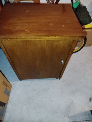 Máquina de coser antigua (ALFA ROYALE)