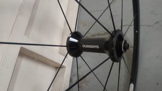 Rueda delantera Shimano