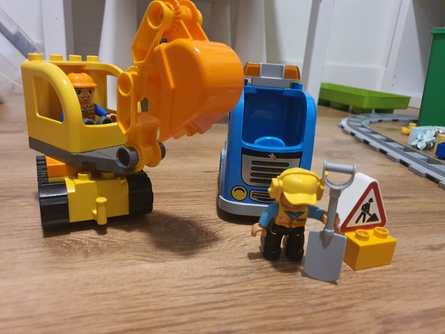 Lelo duplo Camión y excavadora