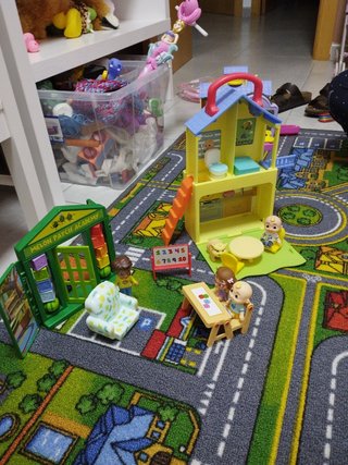 Casita y escuela de cocomelon