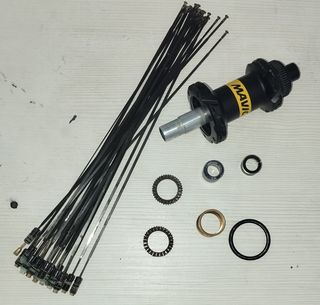 Buje Mavic Infinity con 24 radios