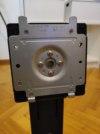 Pie de monitor o TV Sistema Vesa 100mm