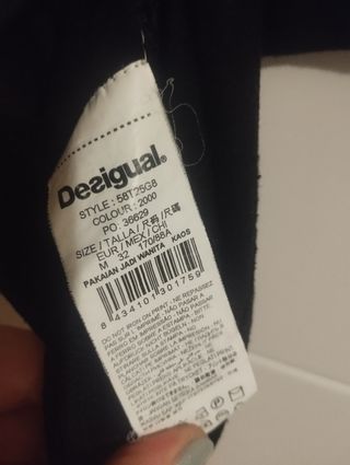 Camiseta desigual 