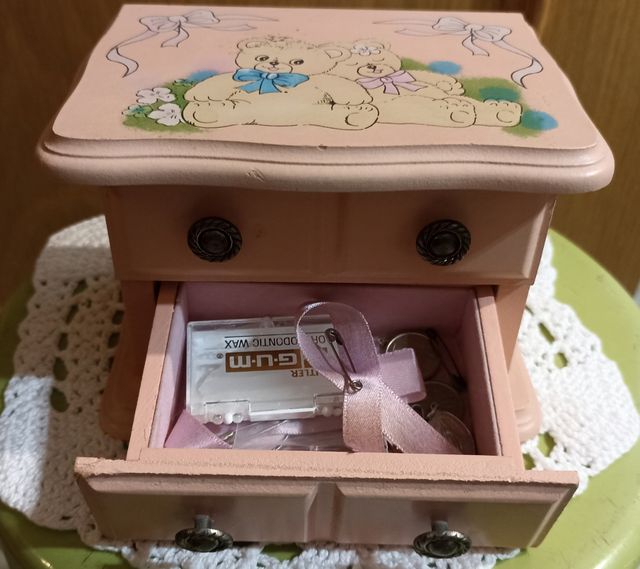 Joyero infantil antiguo