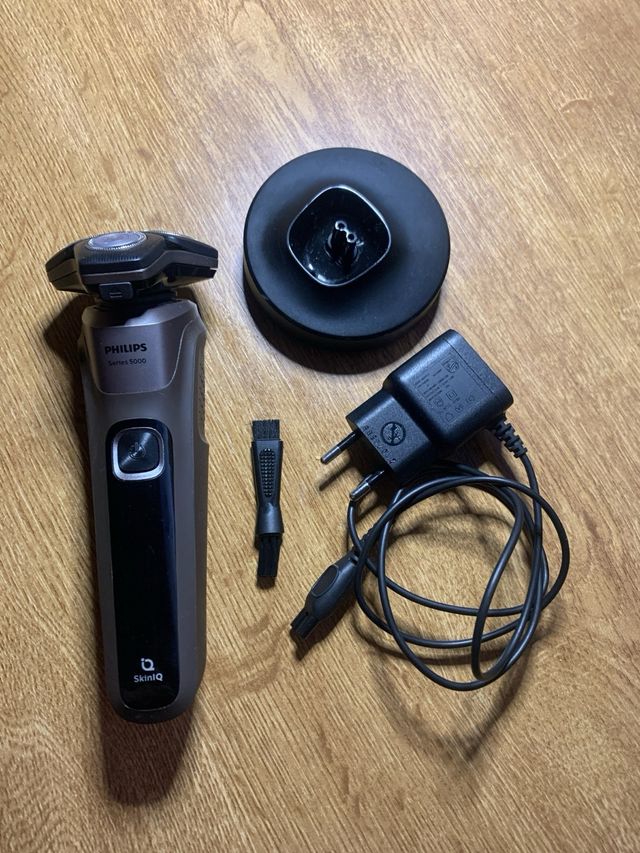 Afeitatora philips series 5000