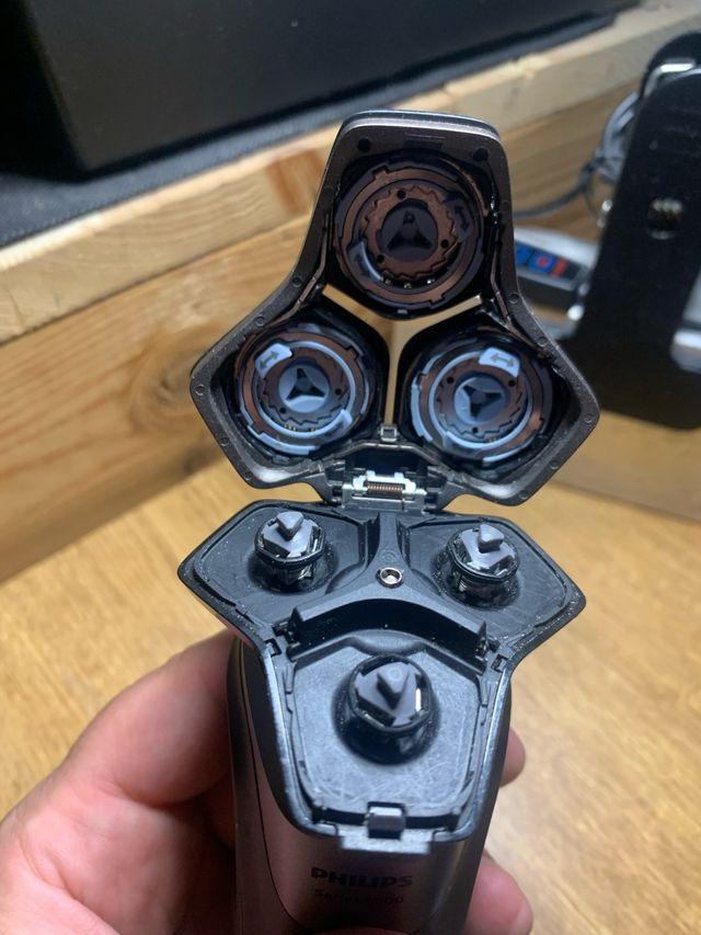 Afeitatora philips series 5000