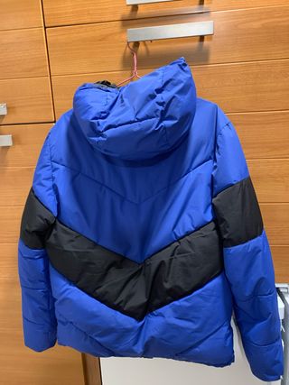 Abrigo Pull & Bear hombre xs