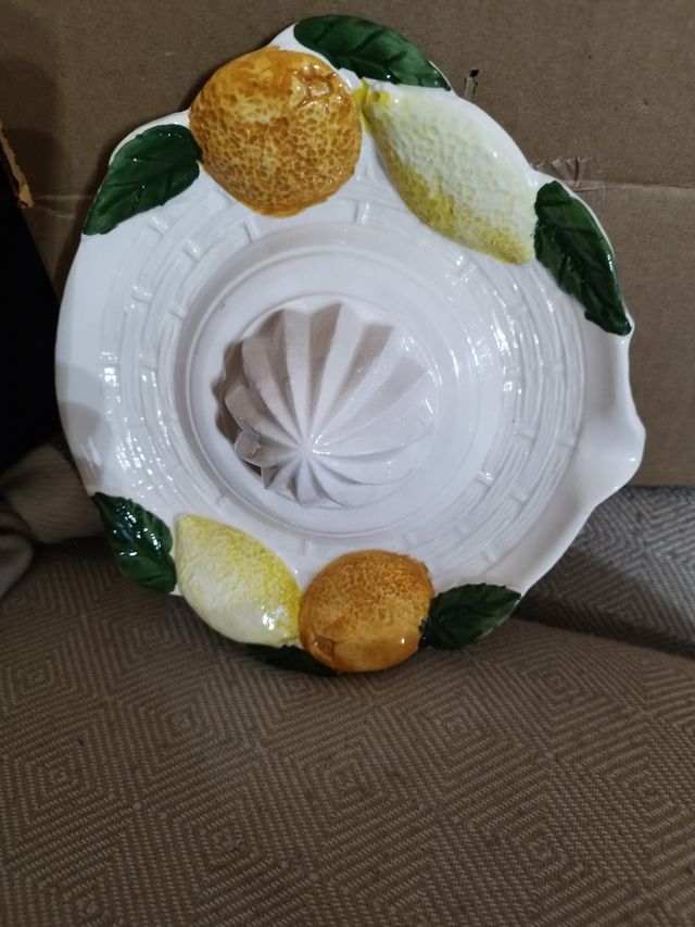 Exprimidor de cerámica