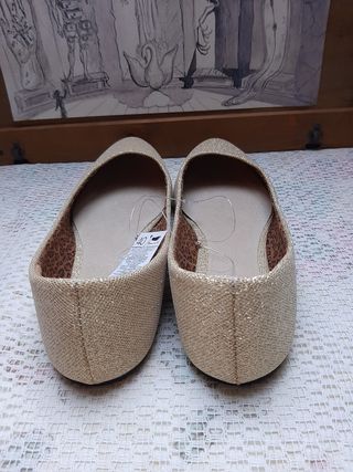 Bailarinas básicas doradas o plata sin estrenar