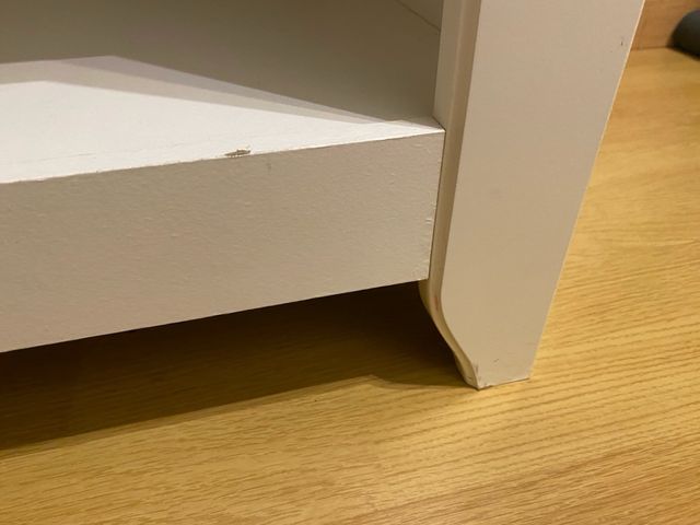 Estantería y cambiador para bebés