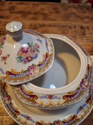 Zuppiera con sottopiatto