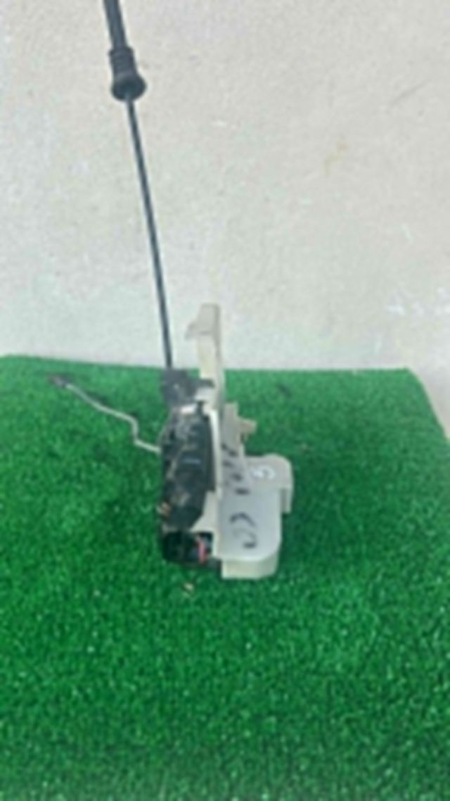 serratura anteriore sinistra volkswagen polo