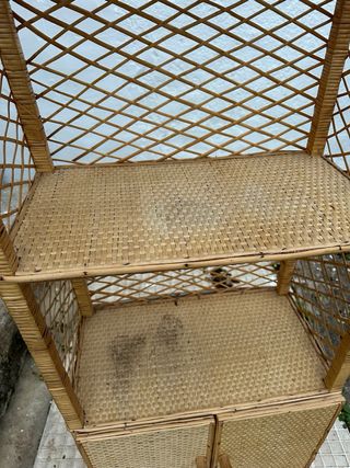Mueble armarito mimbre