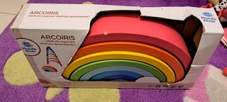 Juego arcoiris de madera