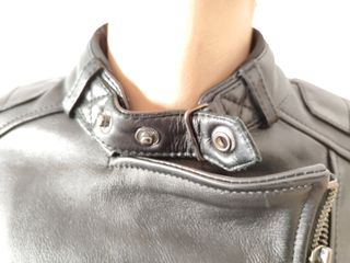 Chaqueta piel moto XS y regalo casco jet