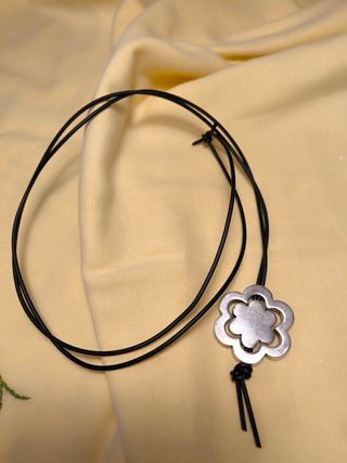 Ciondolo Furla in argento 925 a fiore