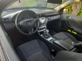 Mercedes-Benz Clase C 2005