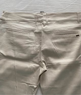 Pantalón Mango beige