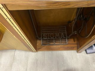 Maquina de coser Sigma antigua