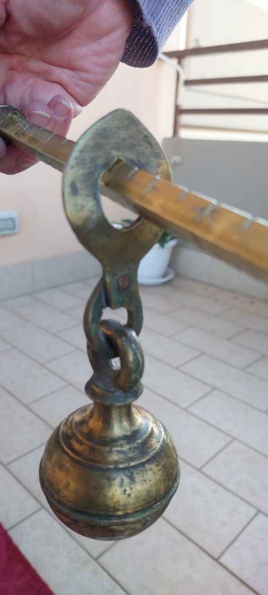 Antica bilancia da fruttivendolo