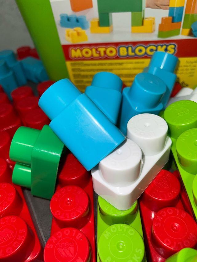Moltó-Caja de Bloques con 90 piezas