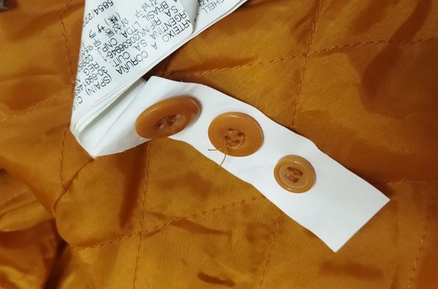 Cazadora con chaleco de Zara