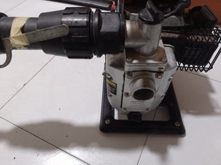 Bomba de agua de gasolina.