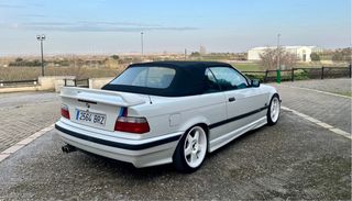 BMW e36 320i Cabrio