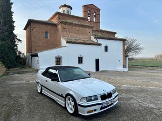 BMW e36 320i Cabrio