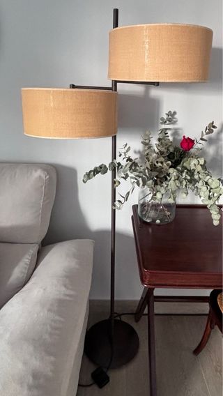 Lampara de pie