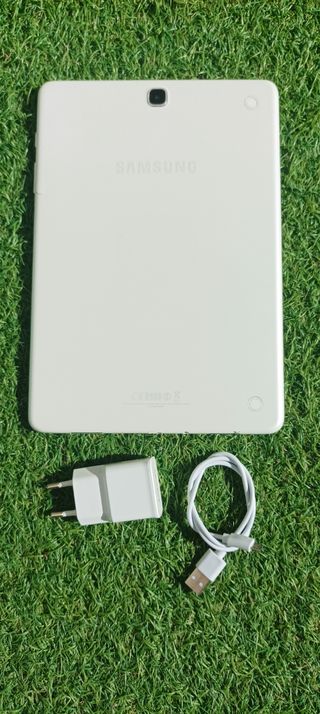 Tablet Samsung Galaxy Tab A T550N+funda+protector