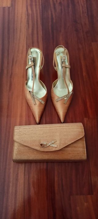 Conjunto Zapatos y bolso fiesta.